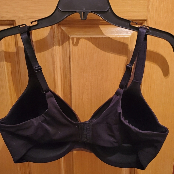 Bra 38D NWOT vanity fair black underwire lightly padded - Picture 3 of 6